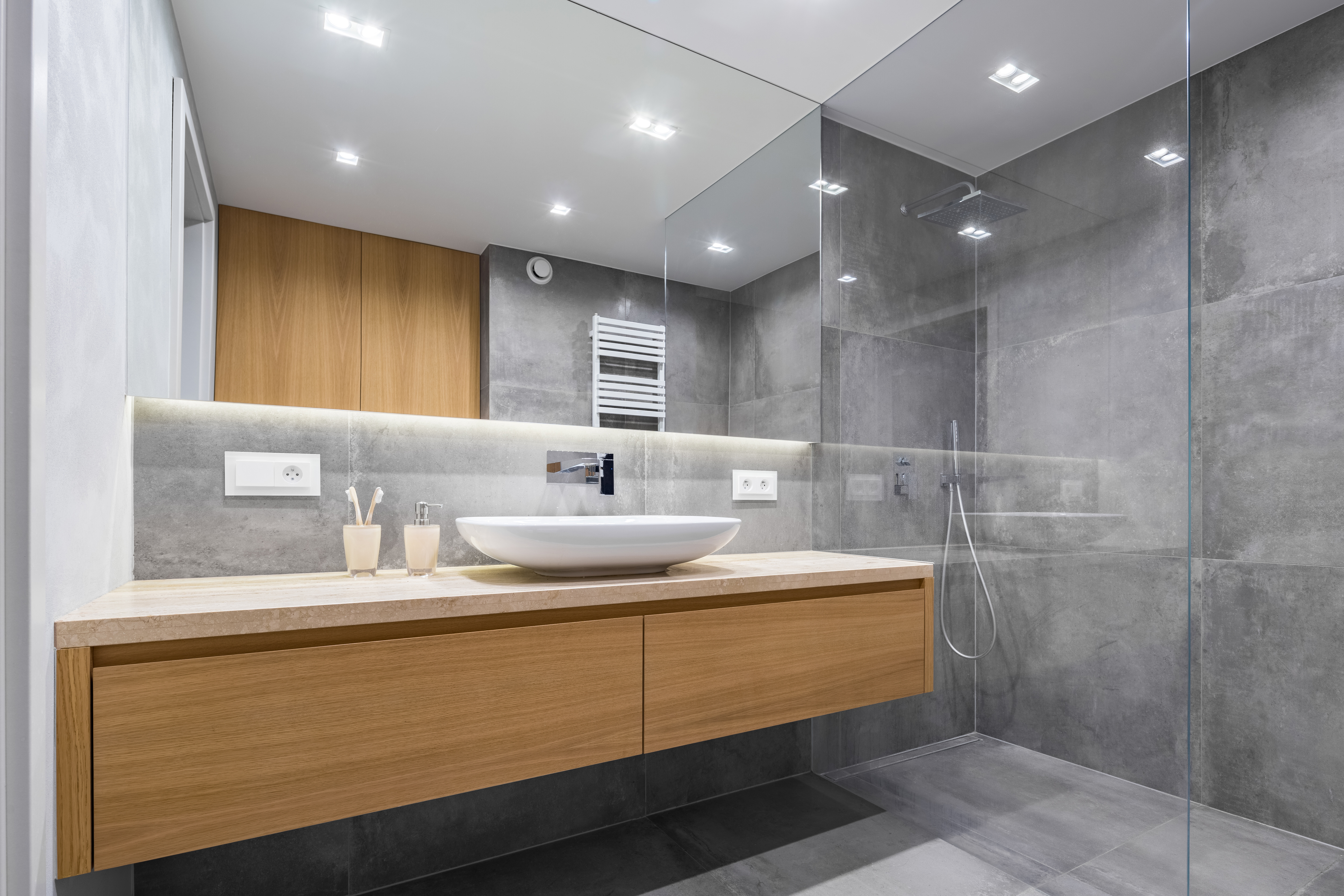 Modern Frameless Shower Door Dallas