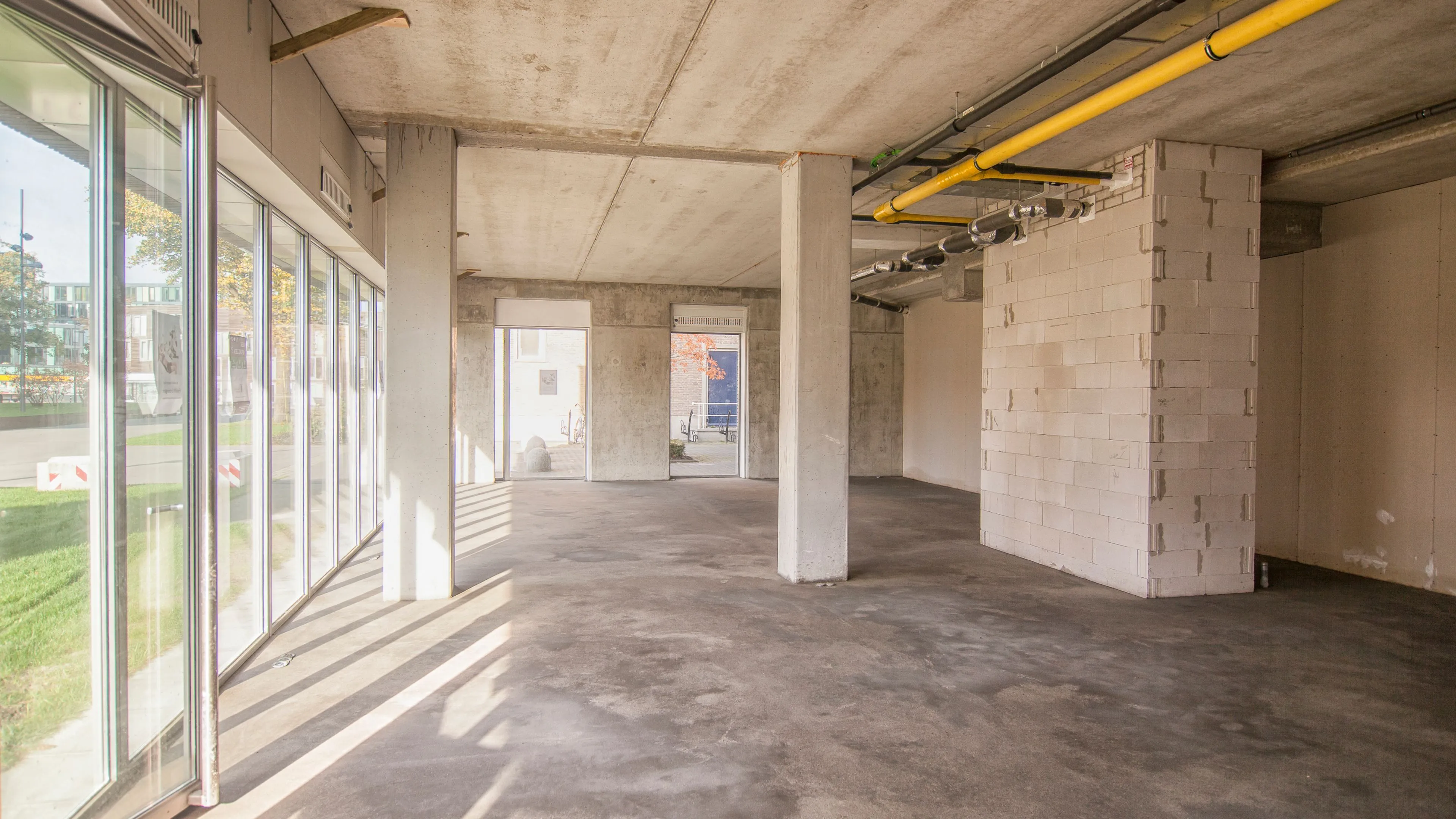 Professional retail storefront glass repair and exterior window installation for businesses in Dallas, TX.